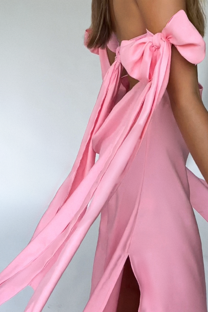 ELLY BOWS GOWN - PINK SILK